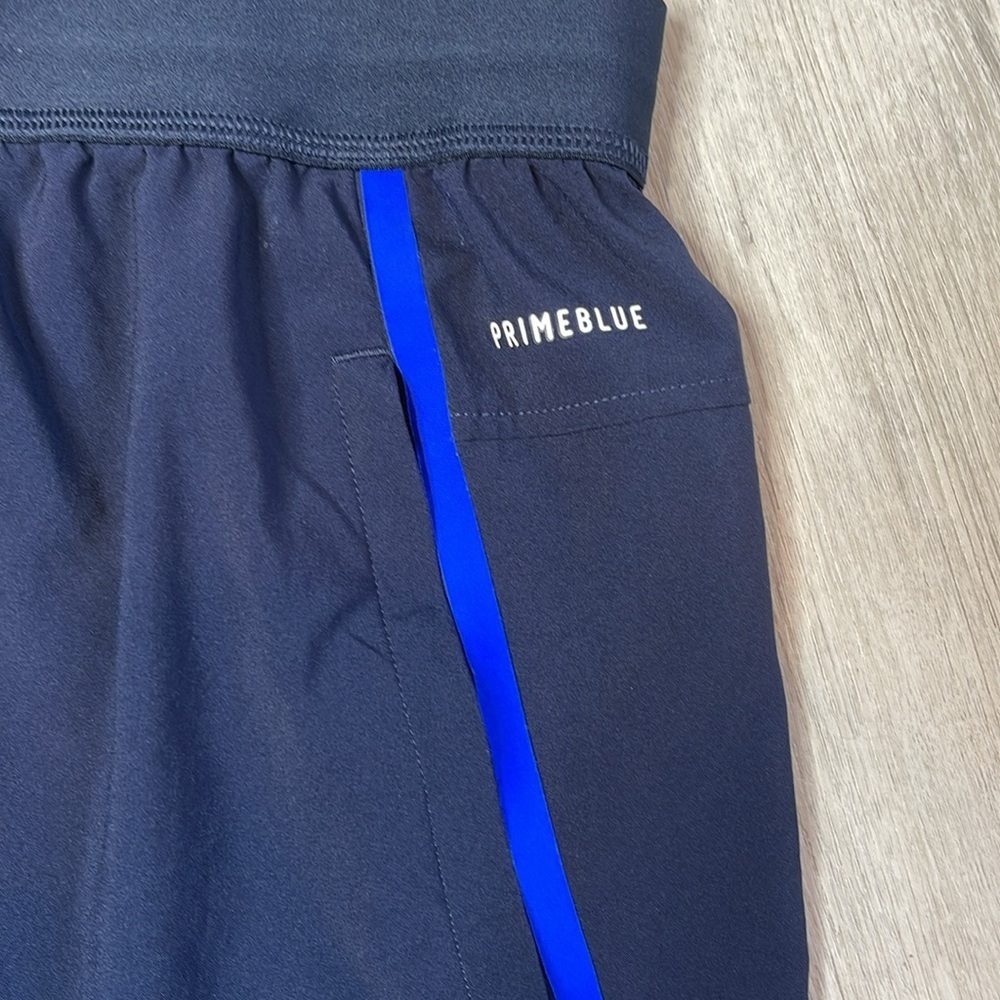 adidas Primeblue Men's Shorts Size Medium - Picture 4 of 7